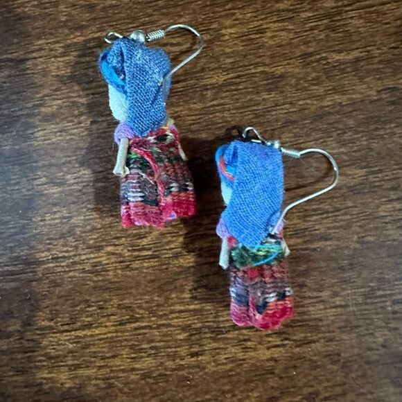 Set of 2 - handmade Mexican worry doll earrings - Picture 6 of 6